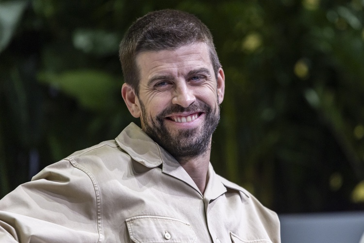 海星体育官网-皮克：梅西未来可能参与国王联赛？梅西是历史最佳，梦想他能来踢